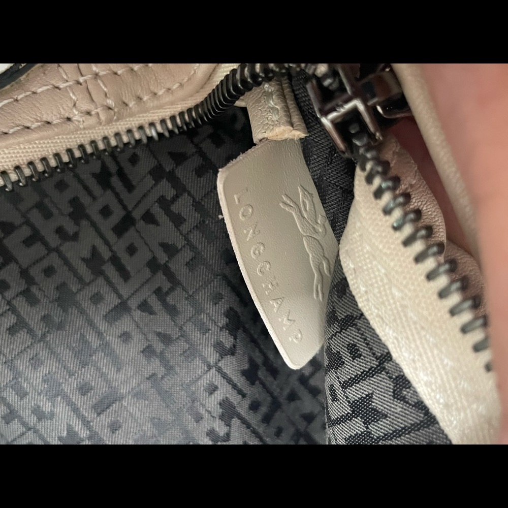 Authentic Long champ crossbody bag - Picture 13 of 14